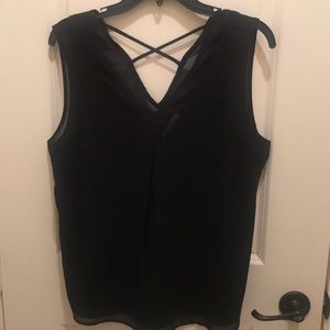 Black sheer lined sleeveless blouse Size large